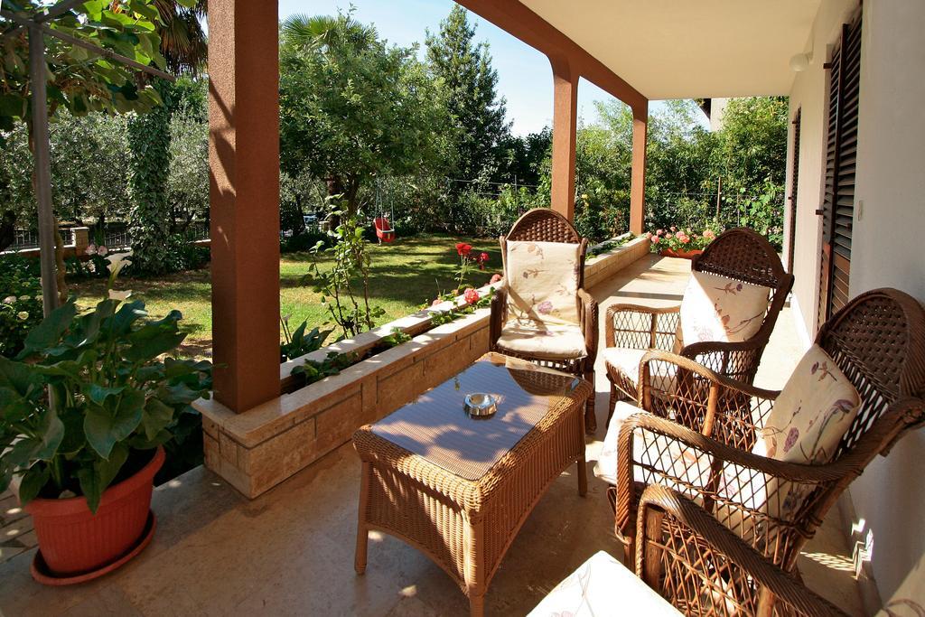 Apartment Kazalac Green Oasis โปเรช ภายนอก รูปภาพ